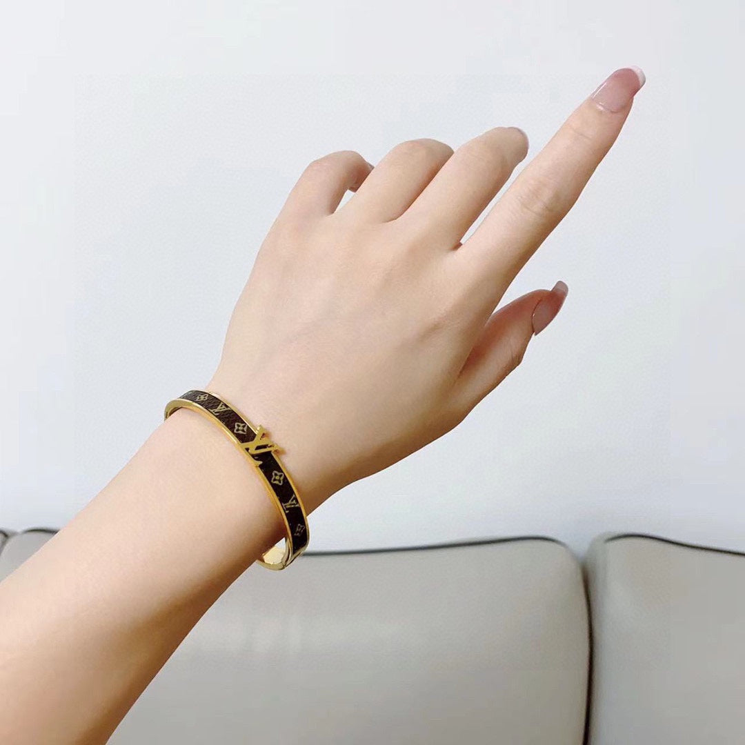 18K Louis Vuitton Leather Vintage Bracelet