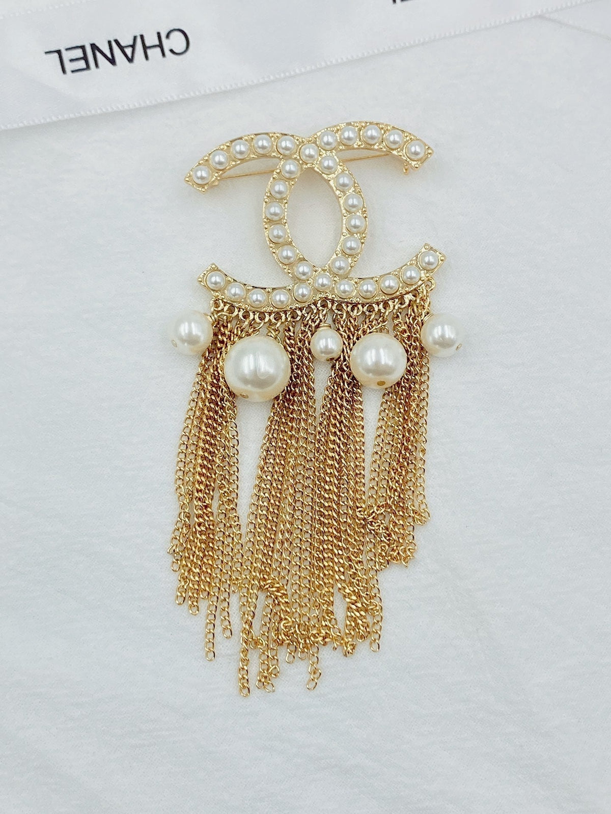 18K  Chanel Pearl Tassel Brooch