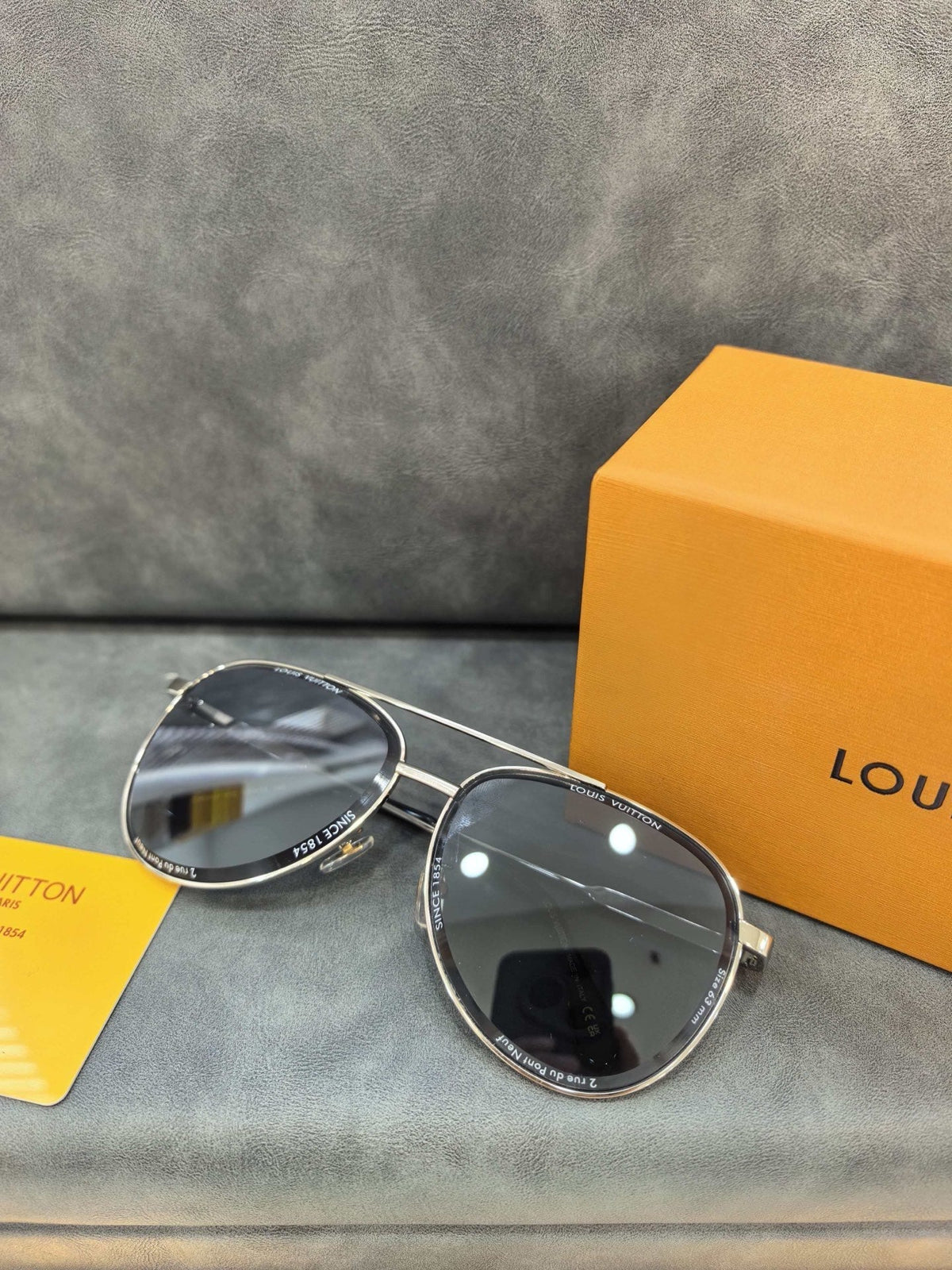 Louis Vuitton Z2636U Sunglasses